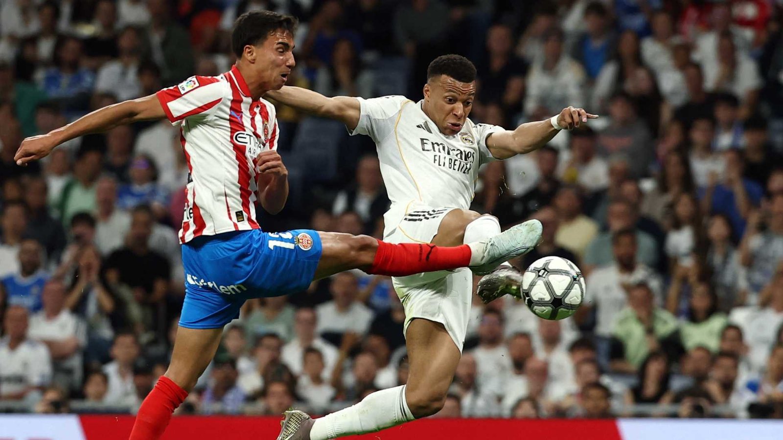 Kylian Mbappé y Vitor Reis en el Real Madrid - Girona